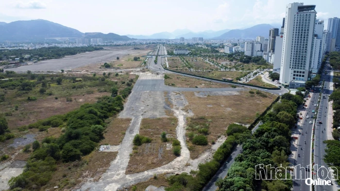 UBND tỉnh Khánh Hòa chuyển kiến nghị của khách hàng liên quan dự án tại sân bay Nha Trang cũ đến cơ quan Trung ương