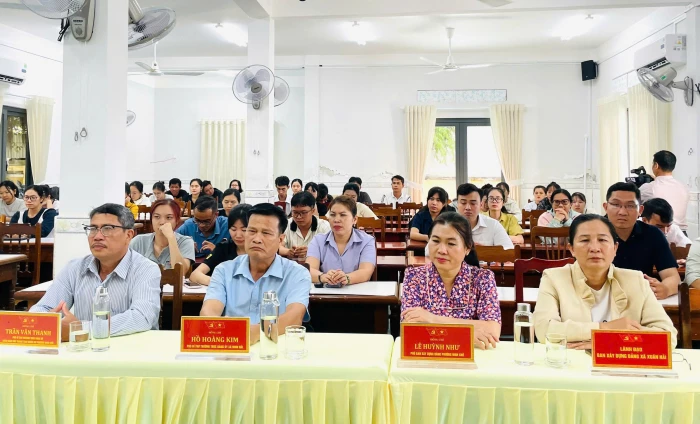 Phường Ninh Chử bế giảng lớp bồi dưỡng lý luận chính trị cho đảng viên mới