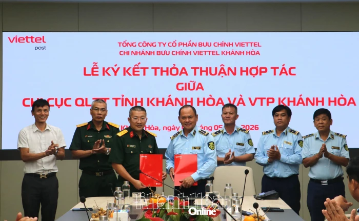 Ký kết hợp tác trong kiểm tra, giám sát và xử lý hàng hóa vi phạm qua đường bưu chính