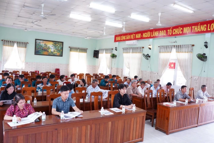 Xã Vạn Thắng tập huấn kỹ thuật sản xuất các giống lúa mới