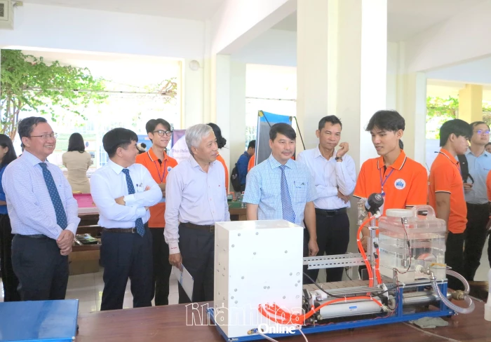 Hội nghị sinh viên nghiên cứu khoa học Trường Đại học Nha Trang năm học 2025 - 2026