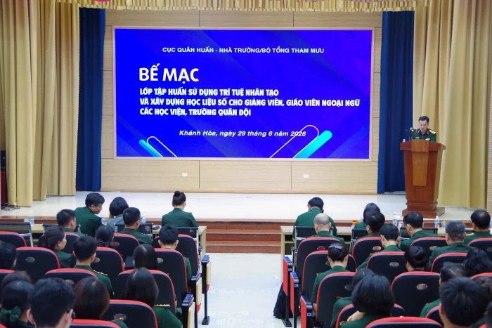 Bế mạc tập huấn sử dụng trí tuệ nhân tạo và xây dựng học liệu số trong học viện, trường quân đội