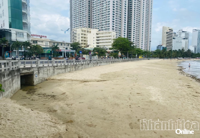 Triển khai các giải pháp xử lý tình trạng nước thải chảy ra biển
