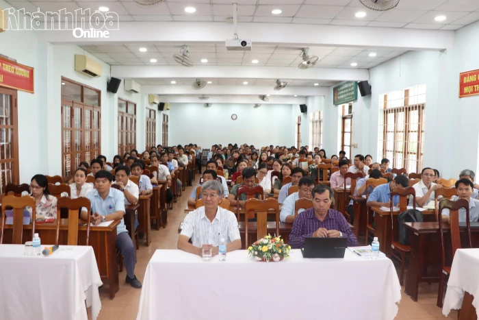 Tập huấn nghiệp vụ kiểm tra công tác coi thi kỳ thi tuyển sinh vào lớp 10