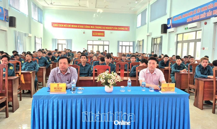 Xã Tây Ninh Hòa huấn luyện 172 chiến sĩ dân quân năm thứ nhất