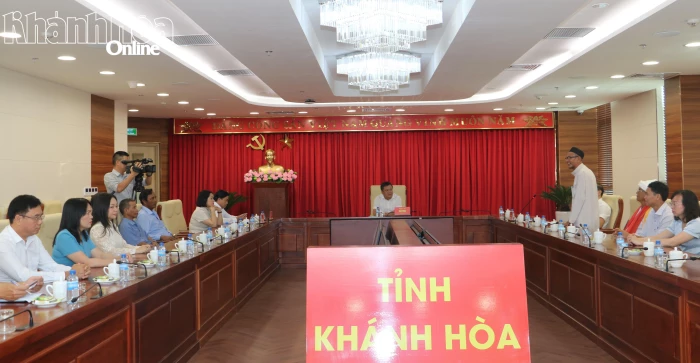 Thường trực Tỉnh ủy Khánh Hòa gặp mặt Đoàn đại biểu dự Đại hội đại biểu toàn quốc MTTQ Việt Nam lần thứ XI