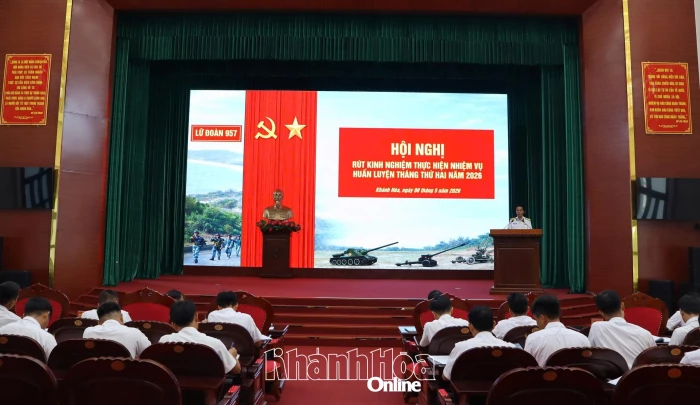 Lữ đoàn 957 rút kinh nghiệm trong công tác huấn luyện năm 2026