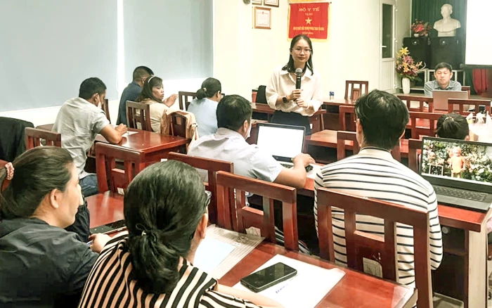 Tập huấn chăm sóc dinh dưỡng bà mẹ và trẻ em