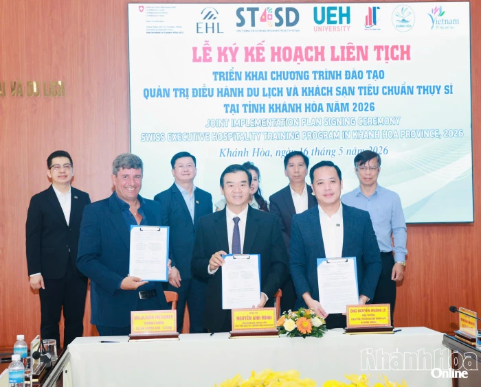 Khánh Hòa hợp tác đào tạo nhân lực du lịch chuẩn Thụy Sĩ