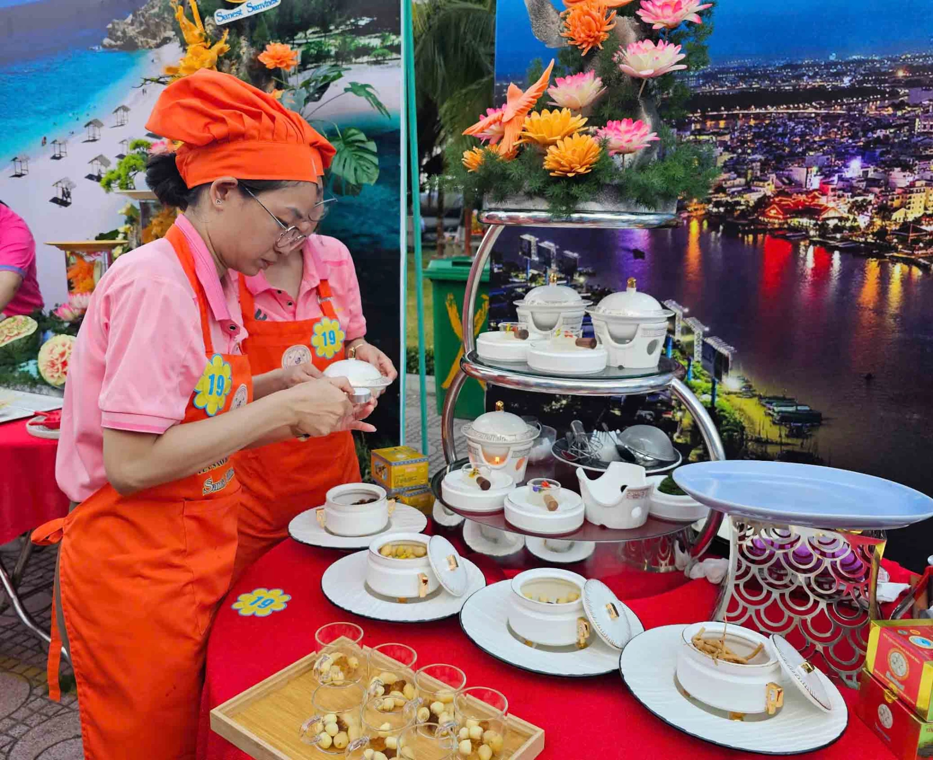 8 giờ ngày 6-6, Báo Khánh Hòa livestream Hội nghị khách hàng Yến sào Khánh Hòa