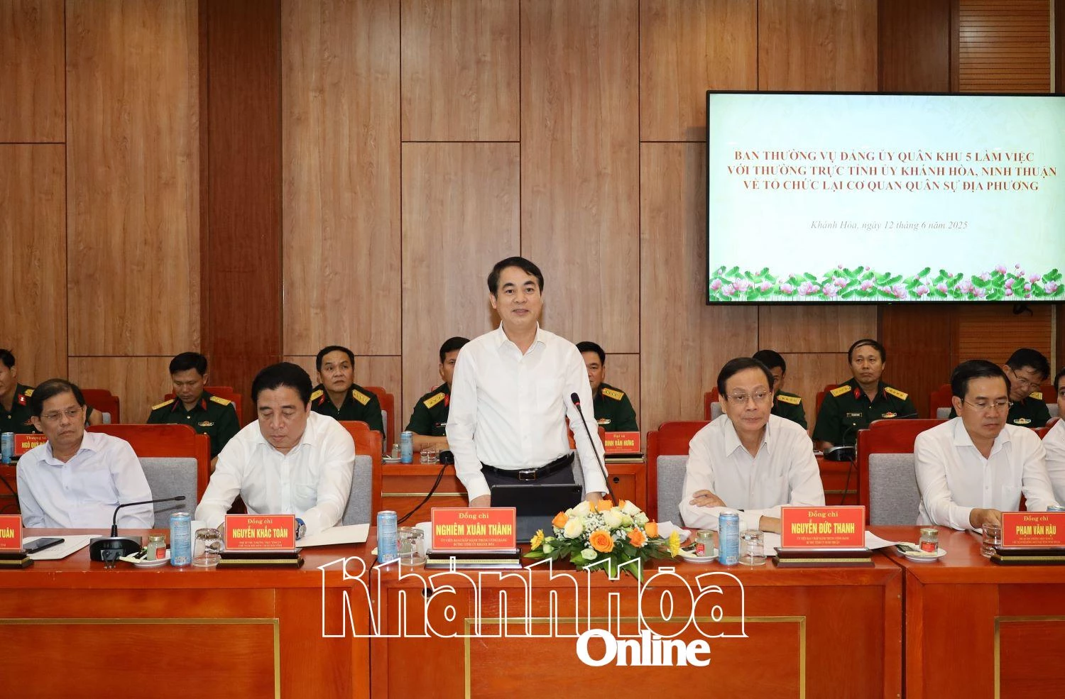 Ban Thường vụ Đảng ủy Quân khu 5 làm việc với Thường trực Tỉnh ủy Khánh Hòa, Ninh Thuận