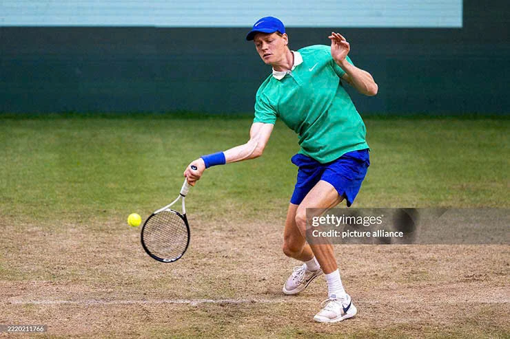 Halle Open: Tay vợt số một thế giới, đương kim vô địch Sinner bị loại sốc