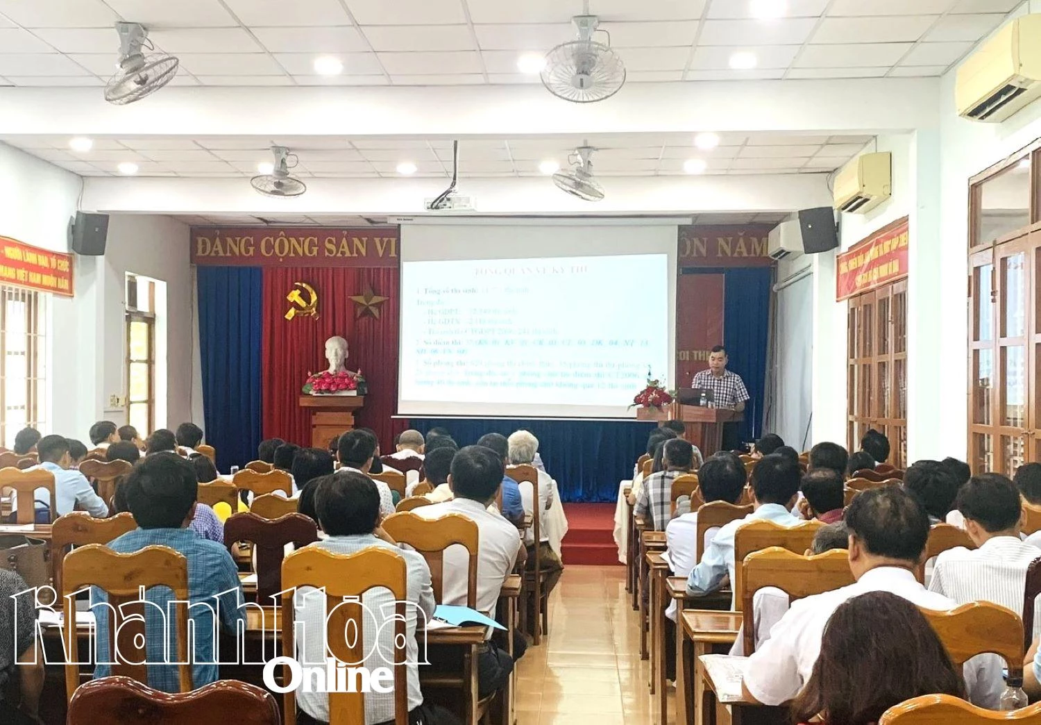 Tập huấn nghiệp vụ kiểm tra công tác coi thi tốt nghiệp THPT 2025