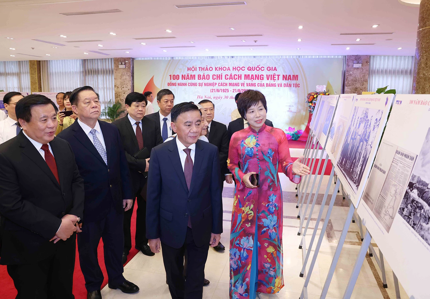 Báo chí phản biện xã hội để tạo sự đồng thuận