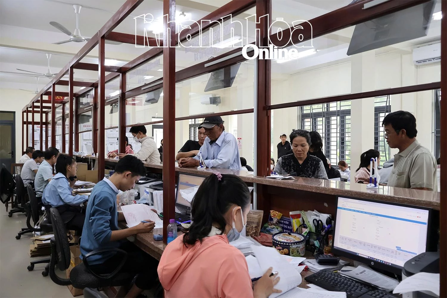 Phân cấp thẩm quyền cho cấp xã trong lĩnh vực đất đai