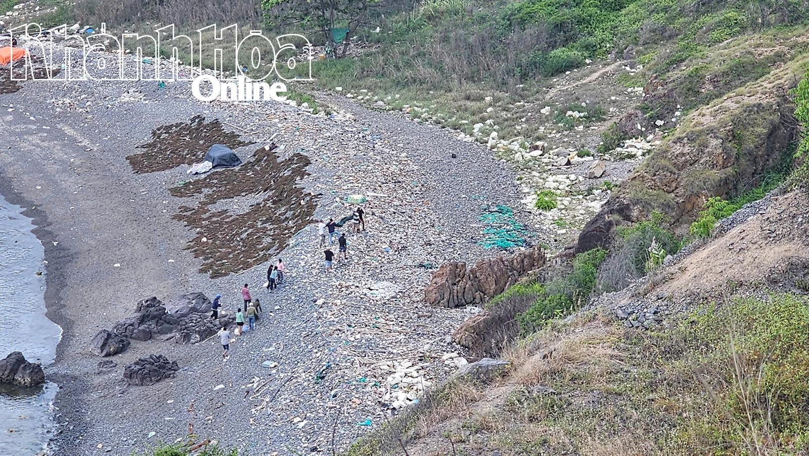 Phát hiện thi thể nam thanh niên trôi trên khu vực biển Vĩnh Lương