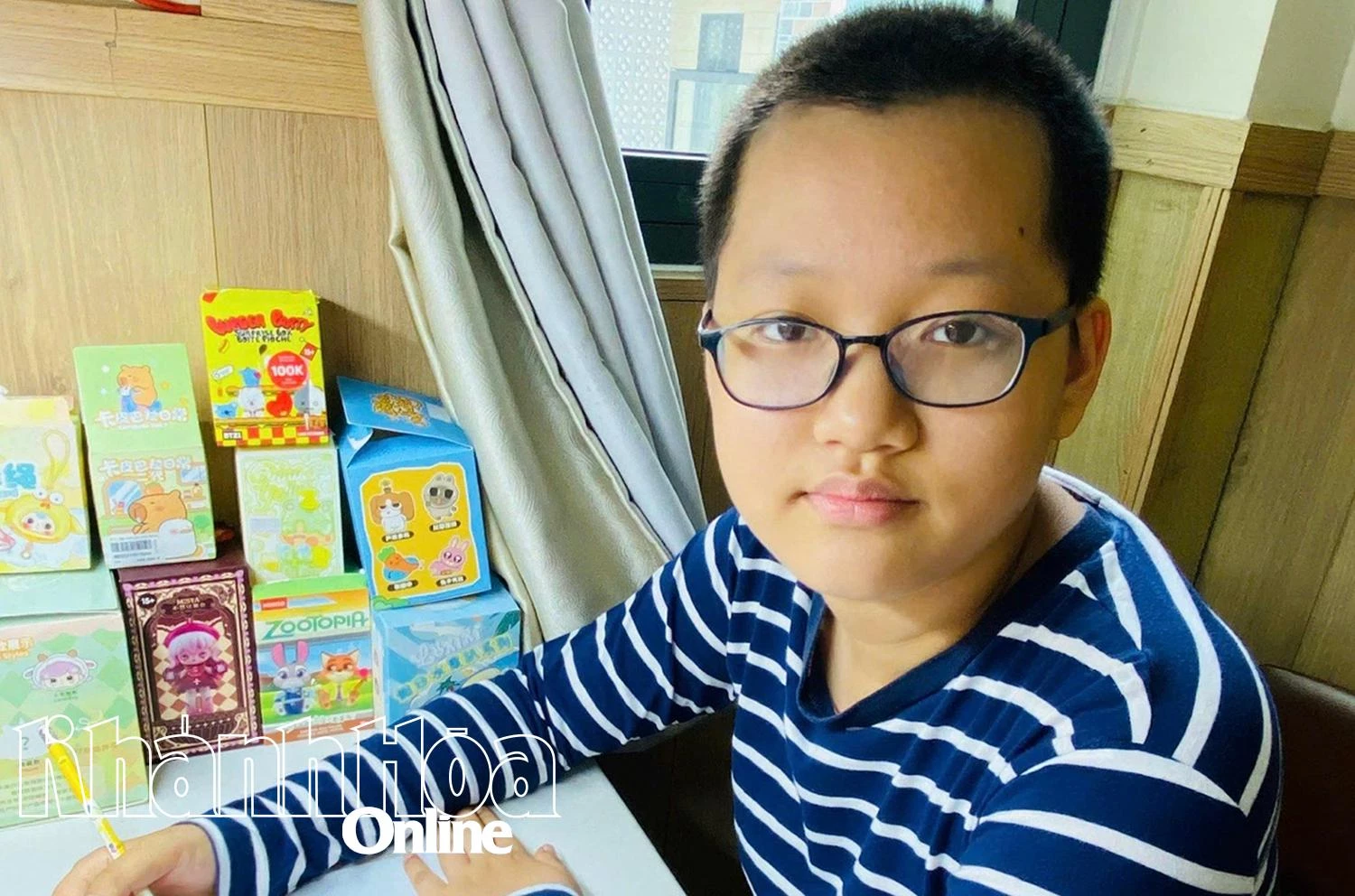 Cô bé bị ung thư máu ước mơ được đến trường