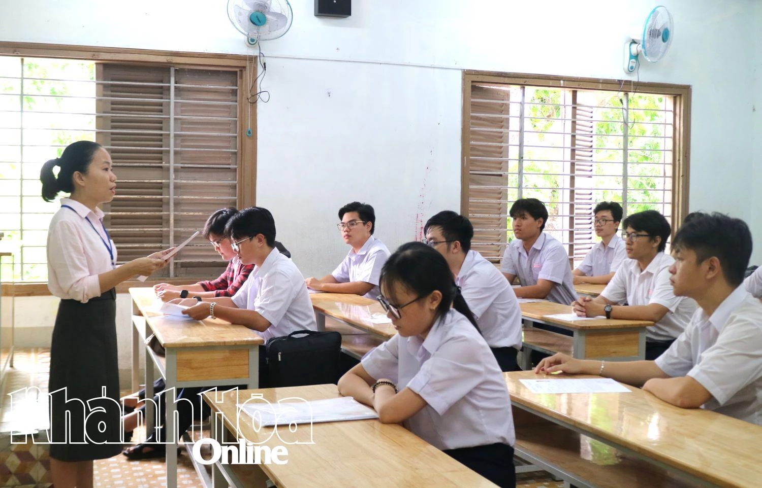 Sáng 26-6, các thí sinh bước vào kỳ thi tốt nghiệp THPT 2025