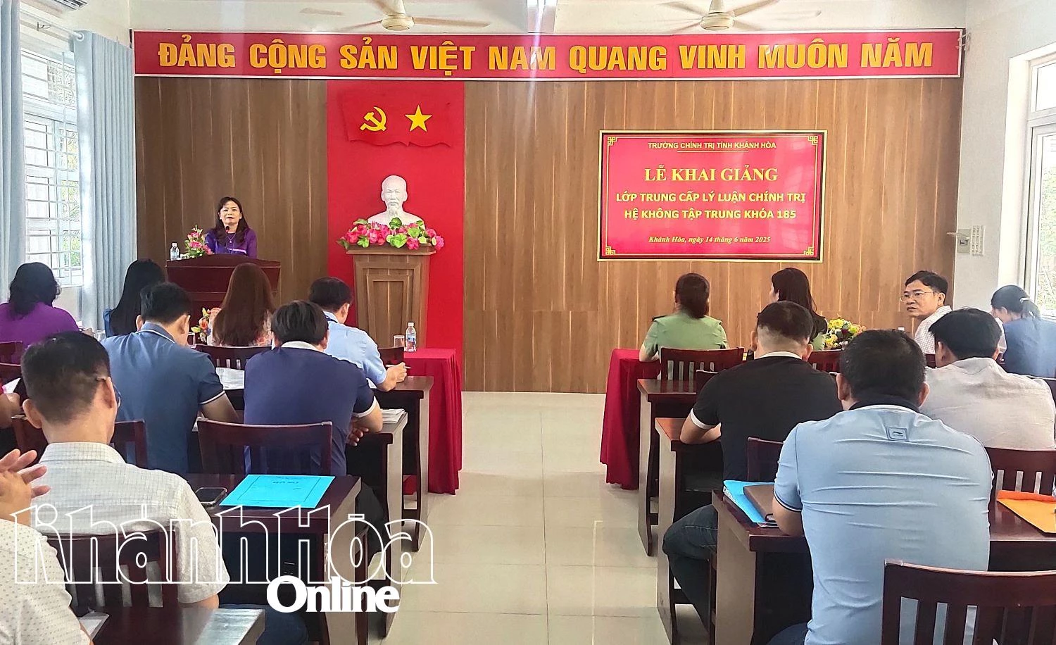 Trường Chính trị tỉnh Khánh Hòa: Khai giảng lớp Trung cấp lý luận chính trị hệ không tập trung khóa 185