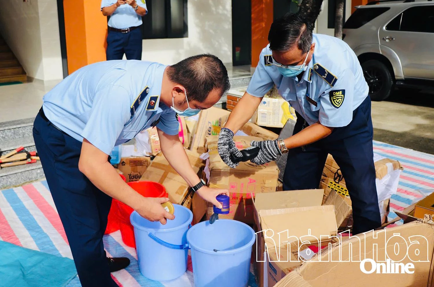 Tăng cường kiểm tra, chống buôn lậu nhóm hàng hóa mỹ phẩm