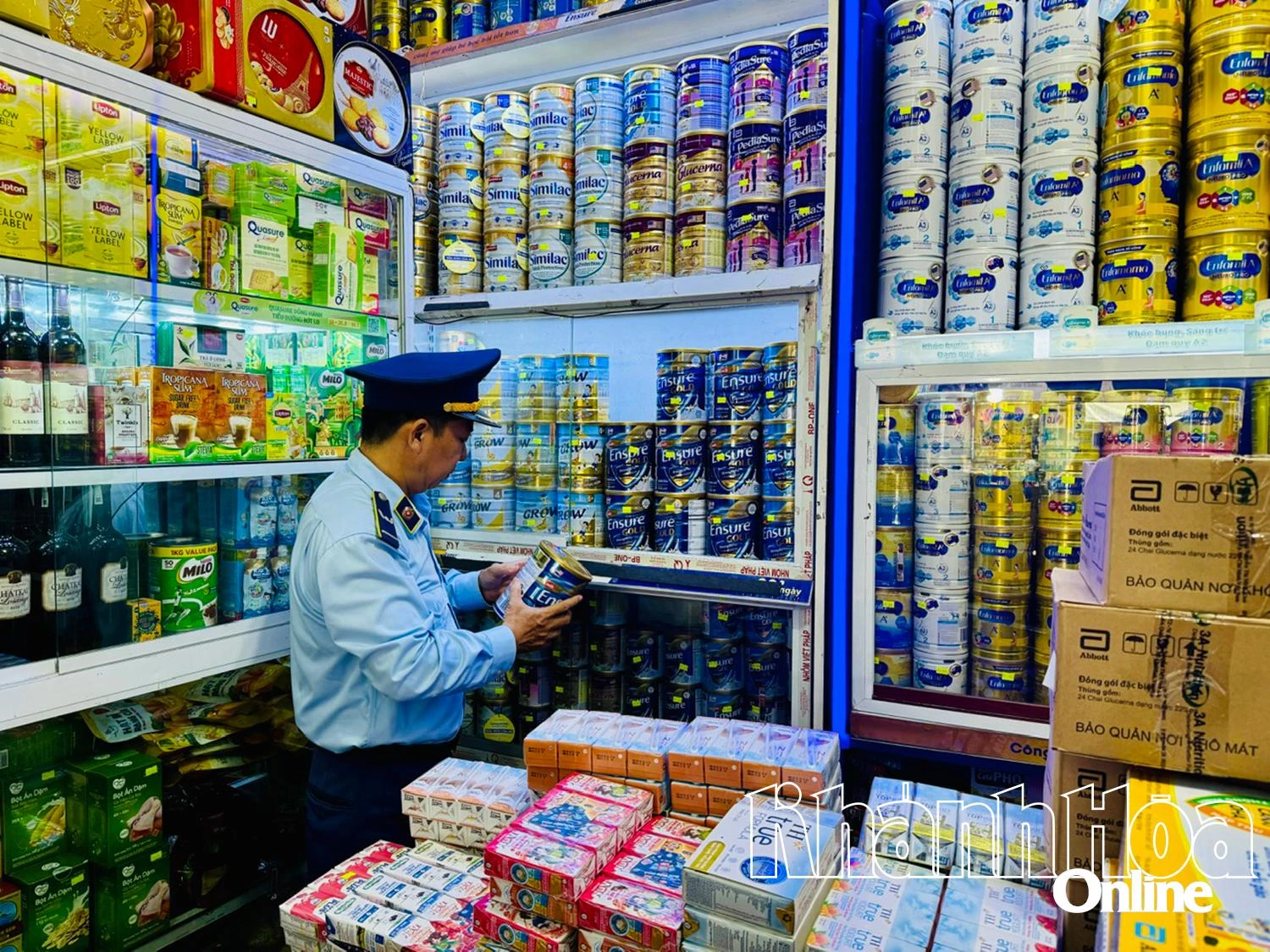 Kiểm tra, xử lý nghiêm việc sản xuất, kinh doanh thuốc, sữa giả, không rõ nguồn gốc xuất xứ