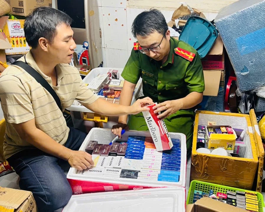 Phát hiện hơn 6.300 bao thuốc lá không có nguồn gốc