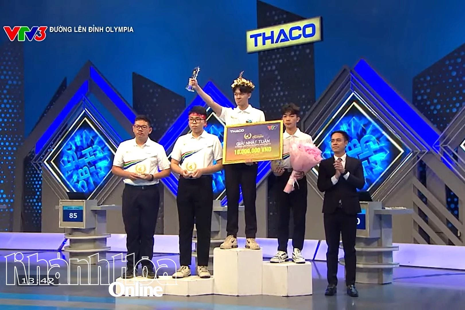 Học sinh Trường THPT Chuyên Lê Quý Đôn giành giải nhất tuần Đường lên đỉnh Olympia