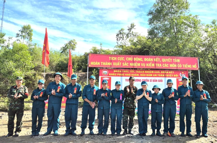Xã Tây Ninh Hòa: Kiểm tra bắn đạn thật cho chiến sĩ dân quân năm thứ nhất