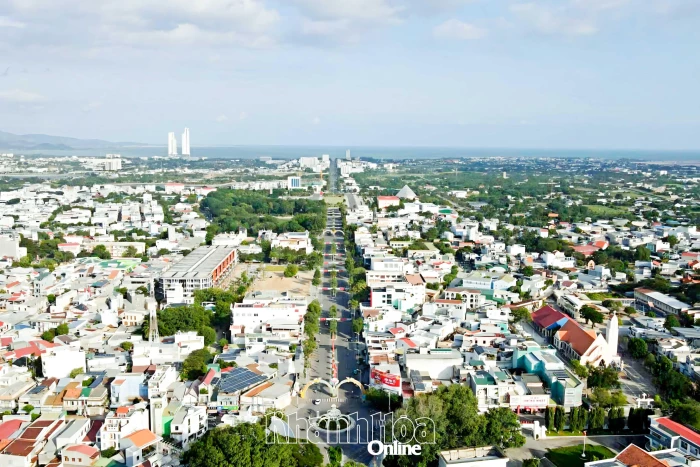 Hạ tầng môi trường phía nam Khánh Hòa: Hoàn thiện để phát triển bền vững