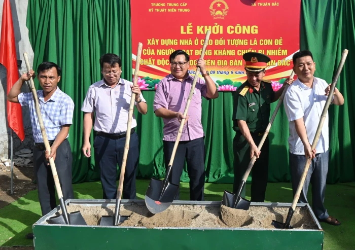 Xã Thuận Bắc khởi công xây dựng nhà ở cho con đẻ người hoạt động kháng chiến bị nhiễm chất độc hóa học