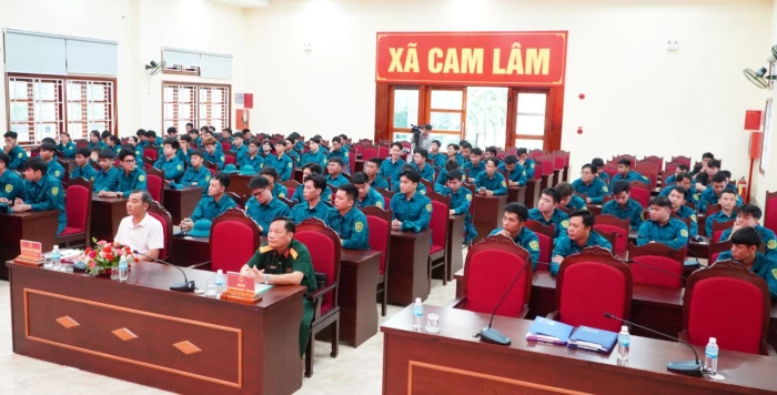 Xã Cam Lâm khai mạc huấn luyện dân quân năm thứ nhất đợt 1