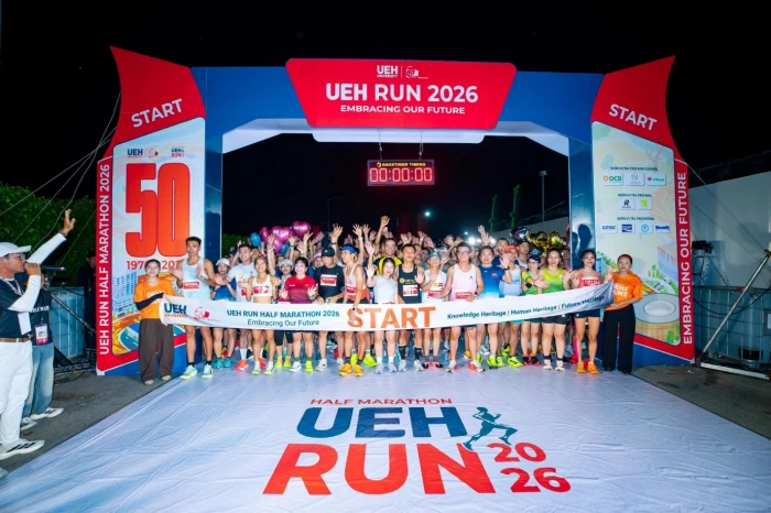 Hơn 4.000 runners cùng viết nên đường chạy “Tri thức - Con người - Tương lai” tại UEH Run Half Marathon 2026