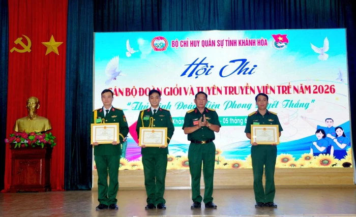 Bế mạc Hội thi cán bộ đoàn giỏi và tuyên truyền viên trẻ trong lực lượng vũ trang tỉnh