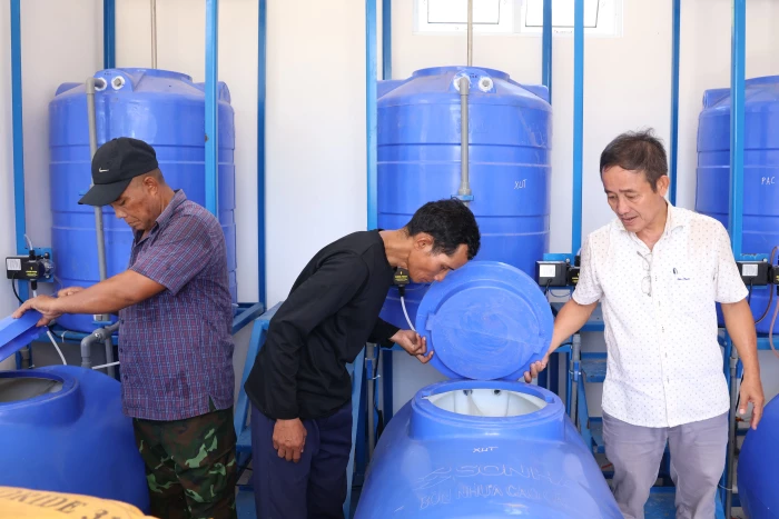 Khơi dòng nước sạch cho người dân miền núi