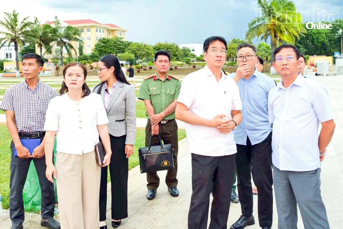 Phó Chủ tịch Thường trực UBND tỉnh Nguyễn Long Biên kiểm tra công tác chuẩn bị Ngày hội Văn hóa dân tộc Chăm lần thứ VI