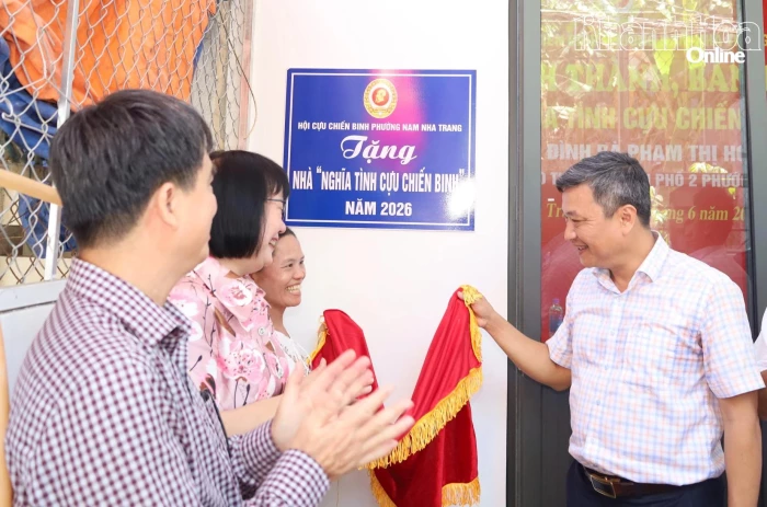 Hội Cựu chiến binh phường Nam Nha Trang bàn giao nhà “Nghĩa tình cựu chiến binh”