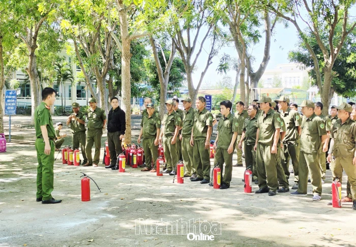 Xã Phước Hậu phối hợp huấn luyện nghiệp vụ phòng cháy, chữa cháy, cứu nạn, cứu hộ cho các lực lượng