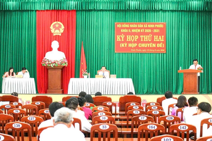 Kỳ họp thứ hai HĐND xã Ninh Phước thông qua 2 nghị quyết quan trọng