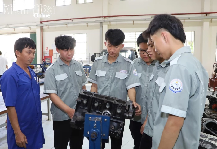 Từ ngày 10-6, Sở Nội vụ sẽ cấp, cấp lại, gia hạn, thu hồi giấy phép hoạt động dịch vụ việc làm