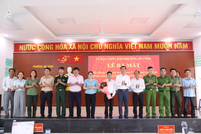 Phường Đô Vinh ra mắt mô hình "Trạm hy vọng"