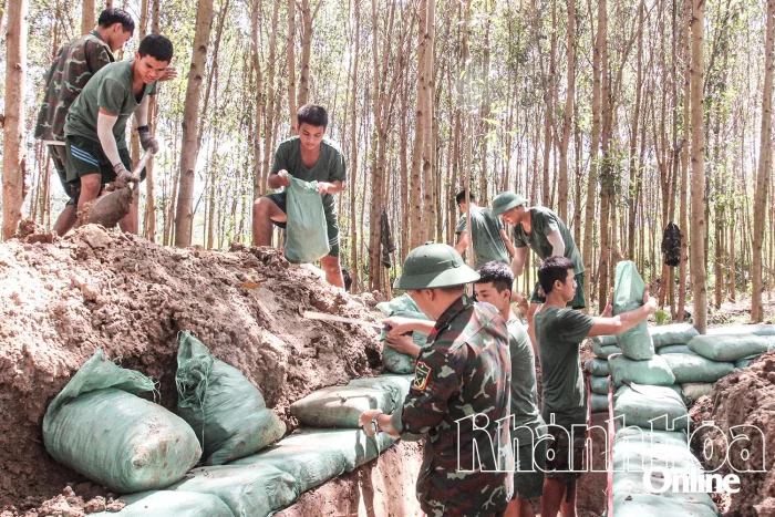 Chào mừng kỷ niệm 80 năm Ngày truyền thống Lực lượng vũ trang tỉnh Khánh Hòa (14-7-1945 - 14-7-2025): Xây dựng Lực lượng vũ trang tỉnh Khánh Hòa "Tinh - gọn - mạnh"