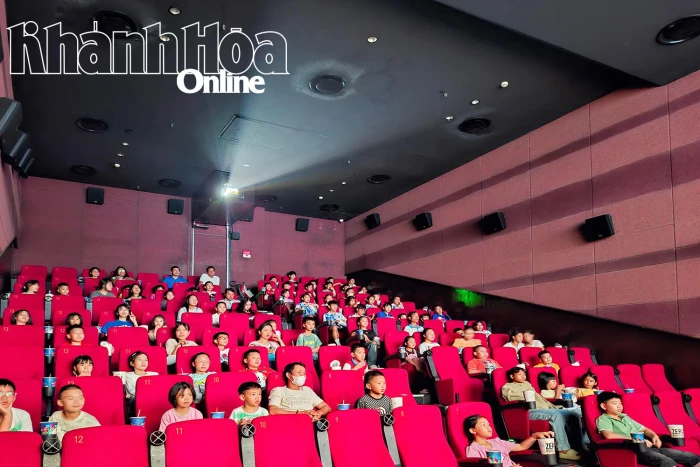 Gần 200 thiếu nhi được xem phim miễn phí tại các rạp Lotte Cinema