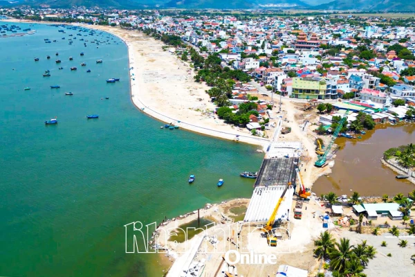 Xã Vạn Ninh đầu tư công viên bờ biển đường Trần Hưng Đạo giai đoạn 2