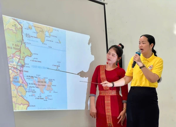 Phường Tây Nha Trang: Đoàn viên, học sinh trải nghiệm tìm hiểu địa giới hành chính xã, phường mới