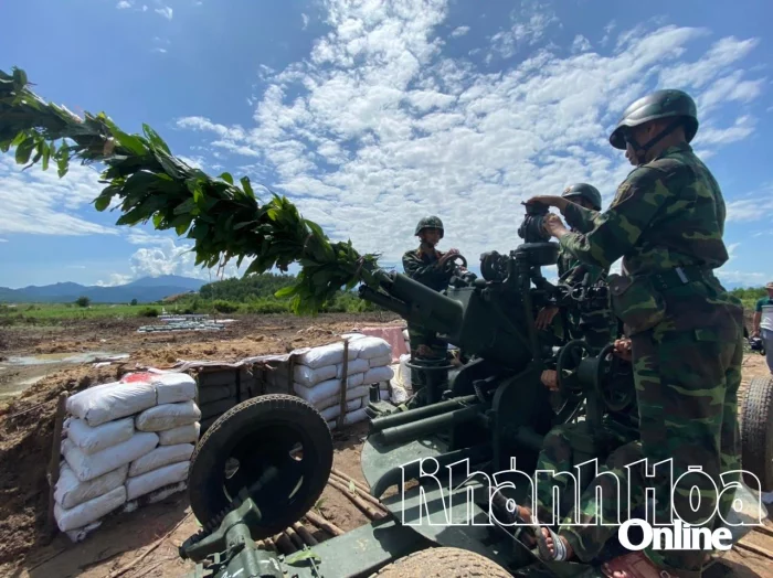 Chào mừng kỷ niệm 80 năm Ngày truyền thống Lực lượng vũ trang tỉnh Khánh Hòa (14-7-1945 - 14-7-2025): Phát huy vai trò nòng cốt trong xây dựng khu vực phòng thủ