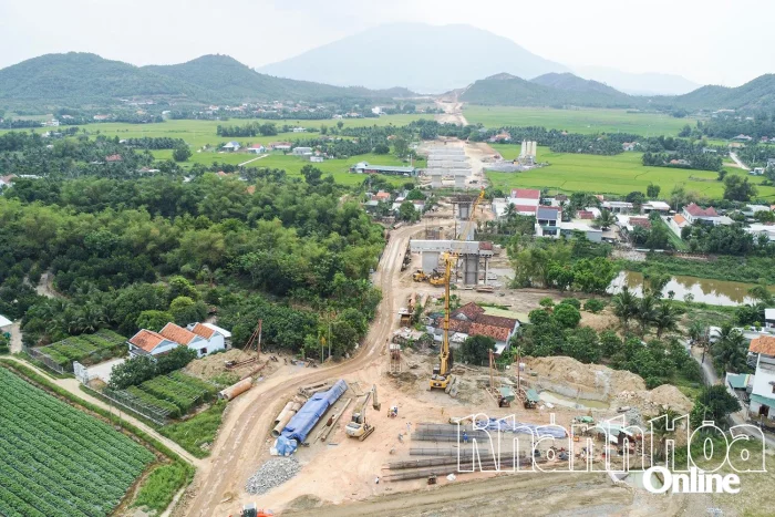 Nỗ lực giải ngân vốn đầu tư công: Còn những điểm nghẽn cần tháo gỡ