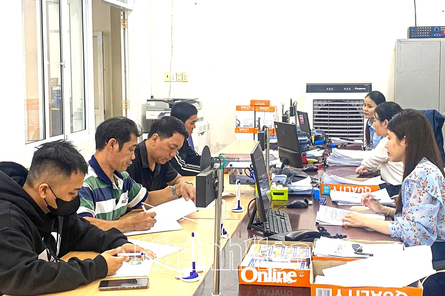 Người lao động hưởng trợ cấp thất nghiệp được kết nối tìm việc làm mới