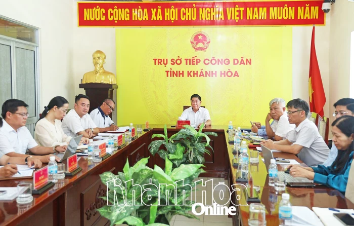 Chủ tịch UBND tỉnh Trần Quốc Nam tiếp công dân định kỳ tháng 7