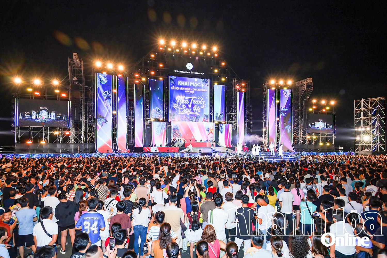 Nâng tầm các sự kiện, lễ hội văn hóa