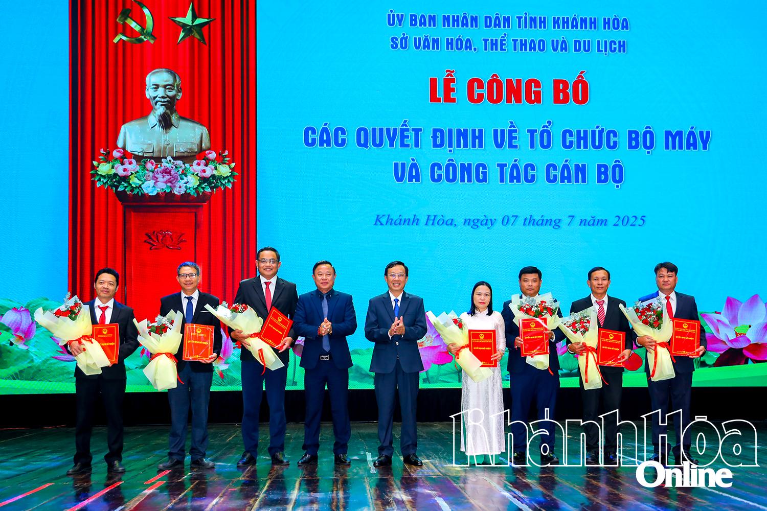 Sở Văn hóa, Thể thao và Du lịch Khánh Hòa công bố các quyết định về công tác cán bộ